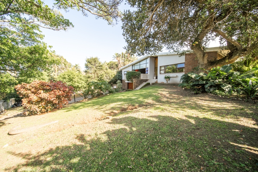 4 Bedroom Property for Sale in Bonza Bay Eastern Cape